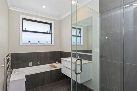 Photo of property in 12 Kuru Place, Papamoa, 3118