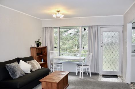 Photo of property in 70 Kaurilands Road, Titirangi, Auckland, 0604