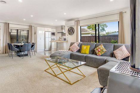 Photo of property in 8 Clover Drive, Henderson, Auckland, 0610