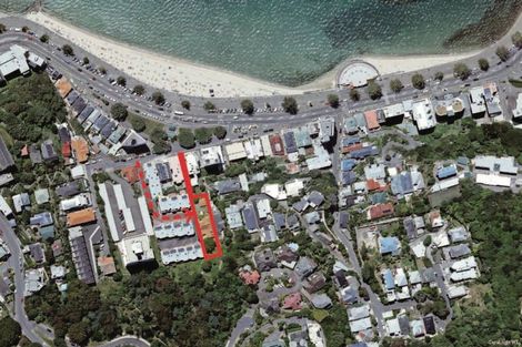 Photo of property in 210 Oriental Parade, Oriental Bay, Wellington, 6011