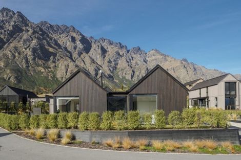 Photo of property in 4 Kotuku Lane, Jacks Point, Queenstown, 9371
