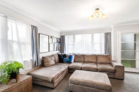 Photo of property in 2/31a Mcparland Street, Ebdentown, Upper Hutt, 5018