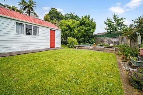 Photo of property in 19e Kenmore Street, Westown, New Plymouth, 4310