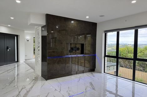 Photo of property in 276a Sturges Road, Henderson, Auckland, 0612
