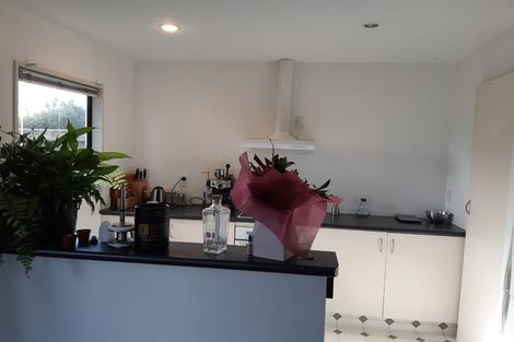 Photo of property in 74 Mandeville Street, Riccarton, Christchurch, 8011