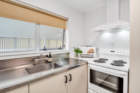 Photo of property in 38a Saint Annes Street, Levin, 5510