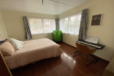 Photo of property in 30 Megan Avenue, Pakuranga Heights, Auckland, 2010