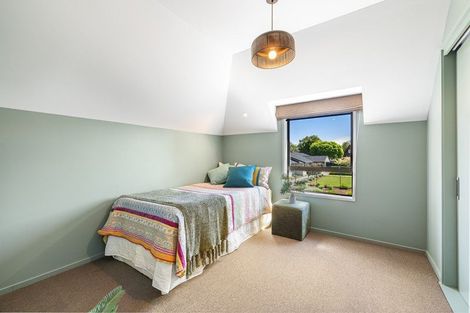 Photo of property in 22a Crosdale Place, Burnside, Christchurch, 8042