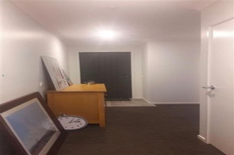 Photo of property in 4 Mooring Close, Whitby, Porirua, 5024