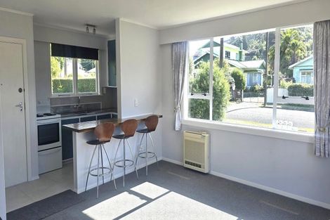 Photo of property in 46 York Street, Picton, 7220