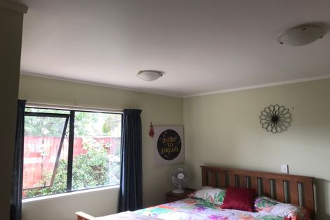 Photo of property in 4a Pono Place, Waiuku, 2123