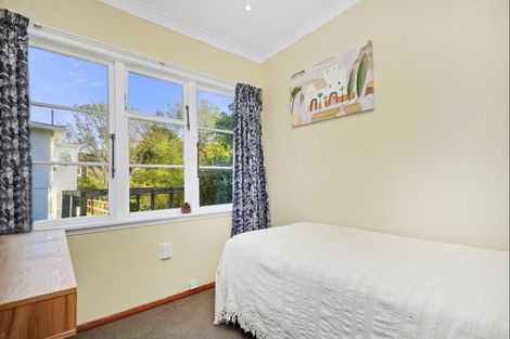 Photo of property in 247 Middleton Road, Glenside, Wellington, 6037