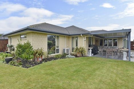 Photo of property in 32 Kensington Avenue, Rangiora, 7400