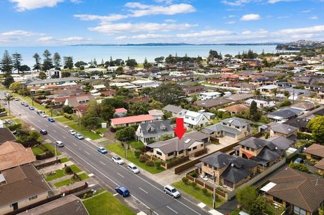 Photo of property in 28 Riverside Road, Orewa, 0931