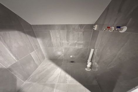 Photo of property in 105 Trias Road, Totara Vale, Auckland, 0629