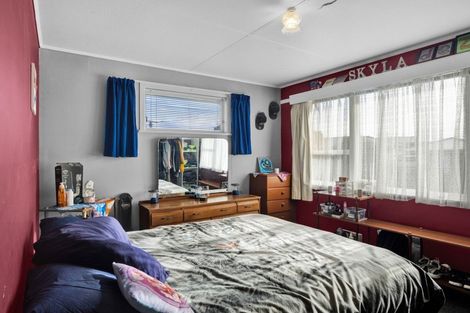 Photo of property in 23 Mcguire Street, Hawera, 4610