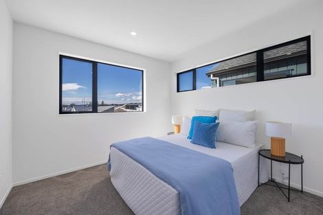 Photo of property in 21 John Gray Street, Papakura, 2110