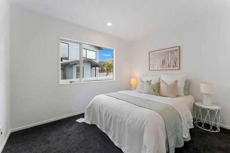 Photo of property in 13a Becroft Drive, Forrest Hill, Auckland, 0620