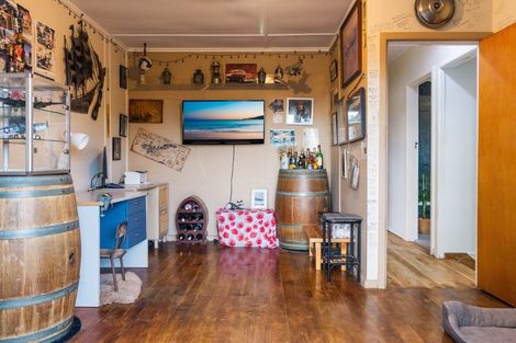 Photo of property in 292 Clifton Road, Te Awanga, 4102