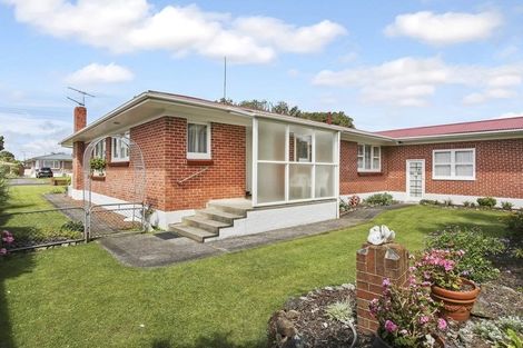 Photo of property in 26 Shirley Avenue, Papakura, 2110