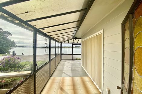 Photo of property in 23 Hazards Road, Weymouth, Auckland, 2103