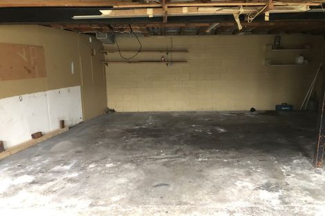 Photo of property in 3 Halberg Street, Papakura, 2110