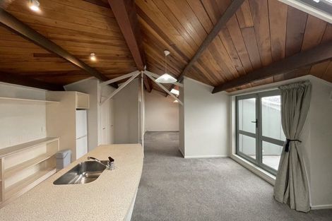 Photo of property in Metro Apartments, 20/220u Thorndon Quay, Pipitea, Wellington, 6011
