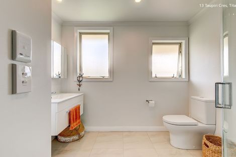 Photo of property in 11 Taupiri Crescent, Titahi Bay, Porirua, 5022