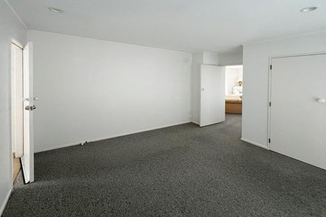 Photo of property in 76 Marellen Drive, Red Beach, 0932