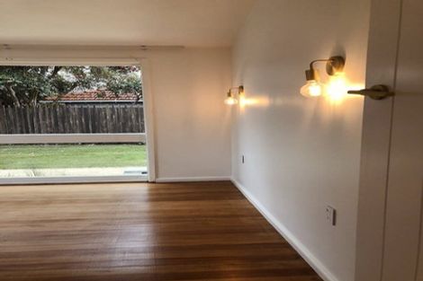 Photo of property in 28 Clyde Road, Upper Riccarton, Christchurch, 8041