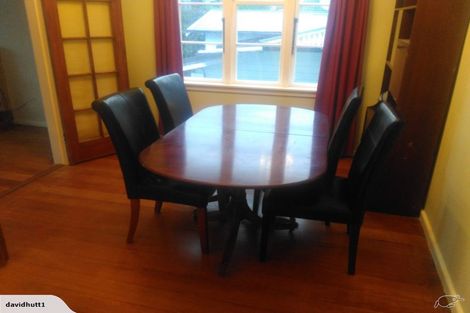 Photo of property in 16 Richmond Avenue, Karori, Wellington, 6012