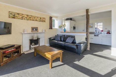 Photo of property in 33 Dungarvon Street, Wanaka, 9305