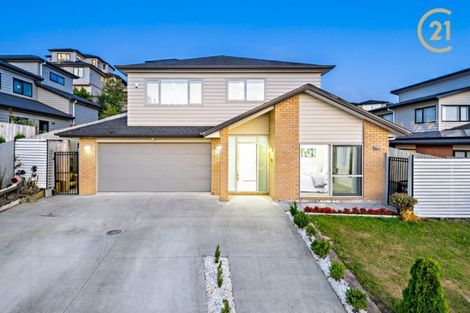 Photo of property in 134 Keri Vista Rise, Papakura, 2110