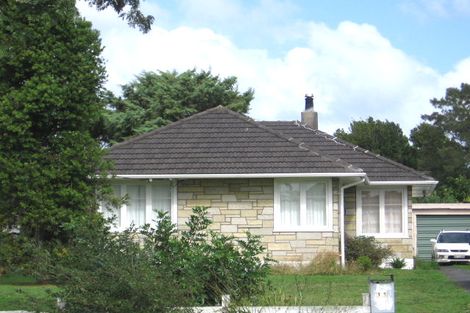 Photo of property in 11 Edwards Avenue, Henderson, Auckland, 0610