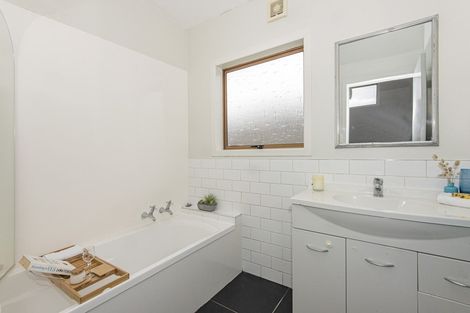 Photo of property in 92 Marsden Point Road, Ruakaka, 0116