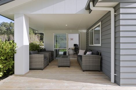 Photo of property in 275 Lakes Boulevard, Pyes Pa, Tauranga, 3112