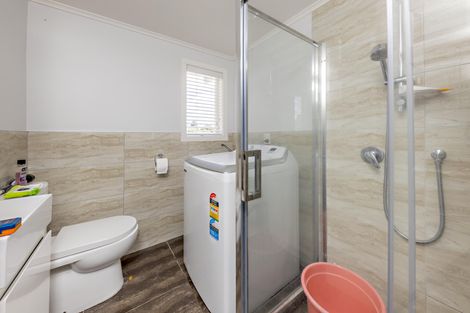 Photo of property in 30a Holland Street, Pukekohe, 2120