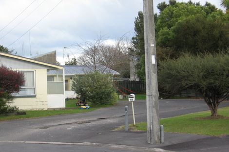 Photo of property in 10 June Place, Hamilton East, Hamilton, 3216