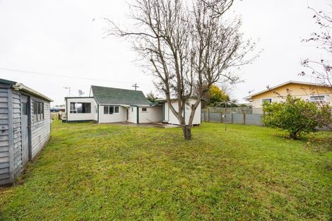 Photo of property in 45/45b Avenue Road, Foxton, 4814