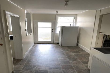 Photo of property in 115 Glenmore Street, Kelburn, Wellington, 6012