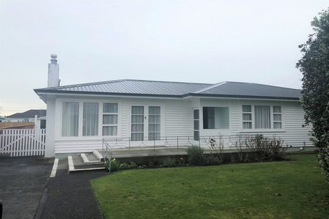 Photo of property in 52 Trafalgar Street, Levin, 5510