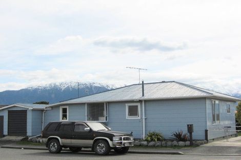 Photo of property in 2 Hastings Street, Kaikoura, 7300