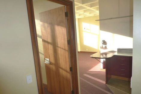Photo of property in Pirie Street Townhouses, 28/35u Pirie Street, Mount Victoria, Wellington, 6011