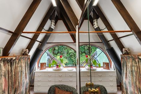 Photo of property in 27a Tane Road, Laingholm, Auckland, 0604