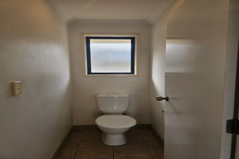 Photo of property in 50 Senator Drive, Manurewa, Auckland, 2105