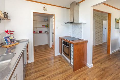 Photo of property in 10 Hadfield Crescent, College Estate, Whanganui, 4500