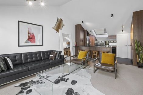 Photo of property in Courtenay Mews Apartments, 18/14u Alpha Street, Te Aro, Wellington, 6011