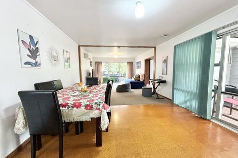 Photo of property in 8 Divich Avenue, Te Atatu South, Auckland, 0610
