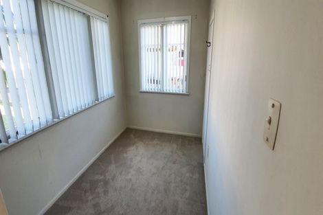 Photo of property in 30 Royton Avenue, Mangere East, Auckland, 2024