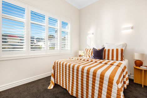 Photo of property in 2-4 Caroline Street, Mount Victoria, Wellington, 6011